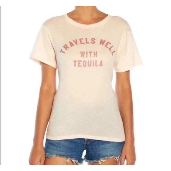 Wild Fox Women’s Graphic Tee Medium Pink Travels Well with Tequila Vacation - Picture 1 of 5